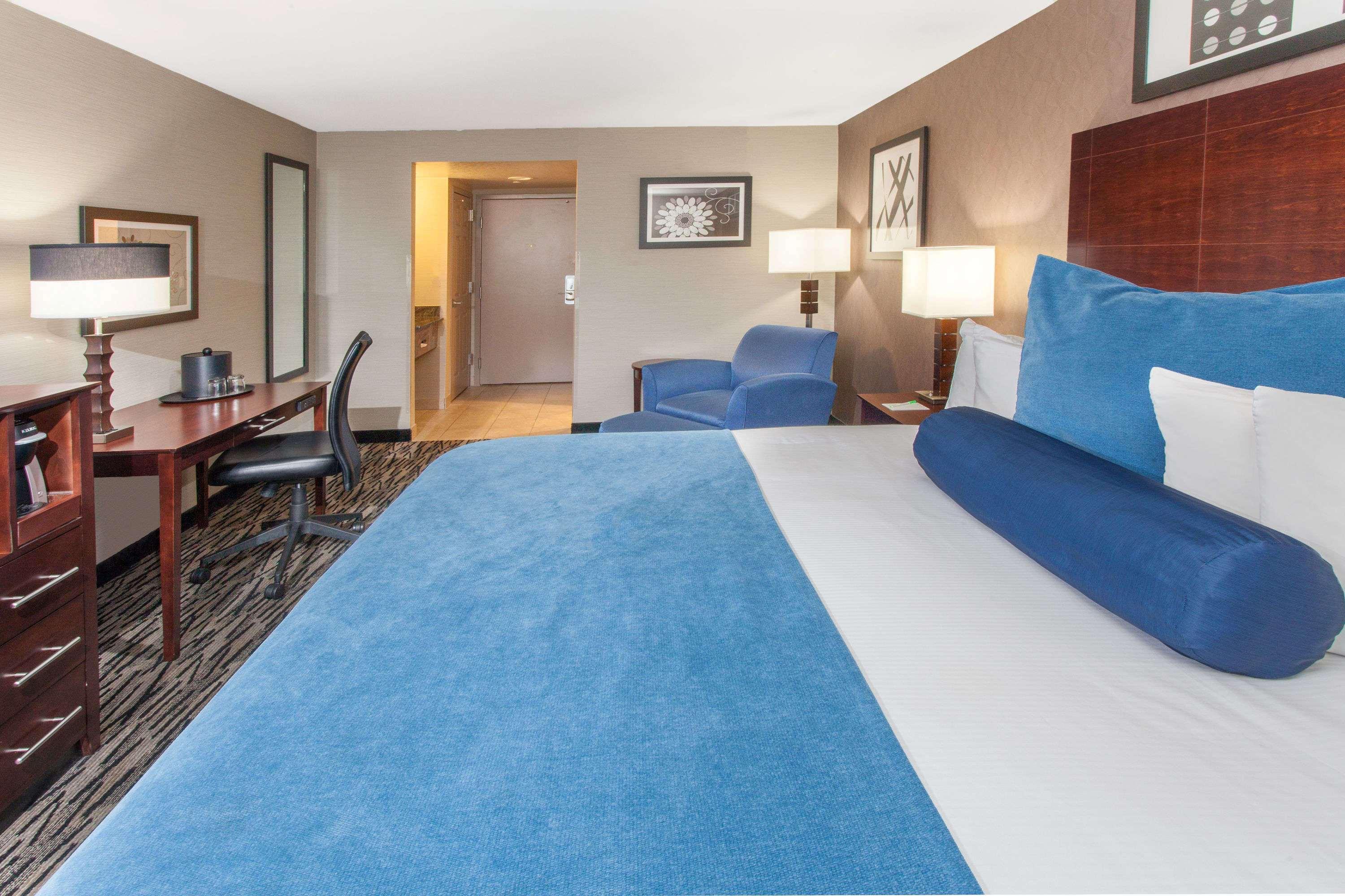 Wyndham Garden Elk Grove Village - O'Hare Экстерьер фото