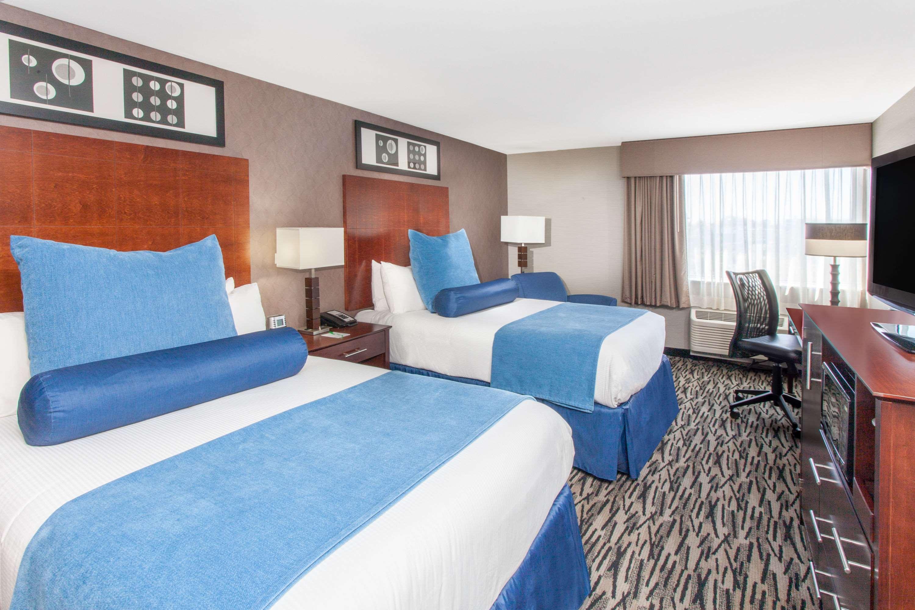 Wyndham Garden Elk Grove Village - O'Hare Экстерьер фото