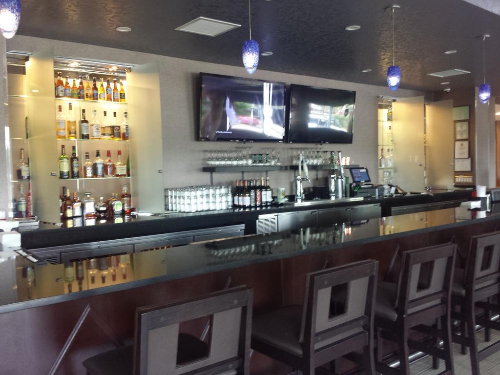 Wyndham Garden Elk Grove Village - O'Hare Экстерьер фото