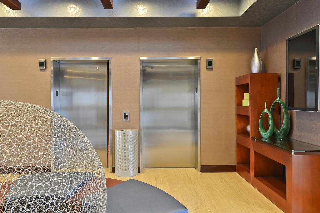Wyndham Garden Elk Grove Village - O'Hare Экстерьер фото