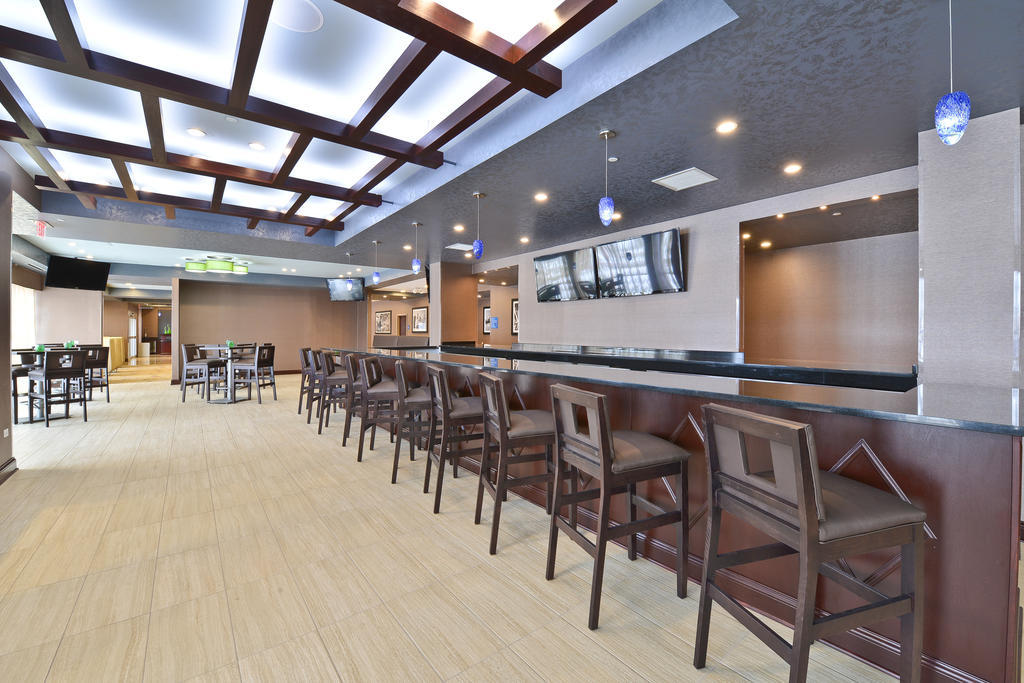 Wyndham Garden Elk Grove Village - O'Hare Экстерьер фото