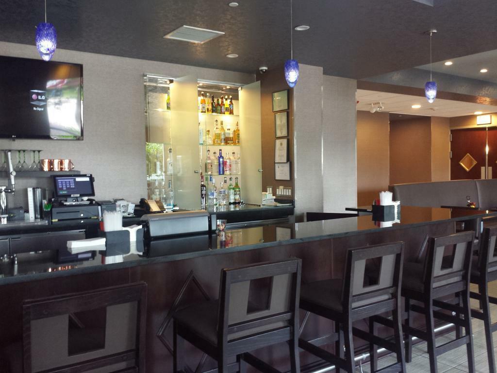 Wyndham Garden Elk Grove Village - O'Hare Экстерьер фото